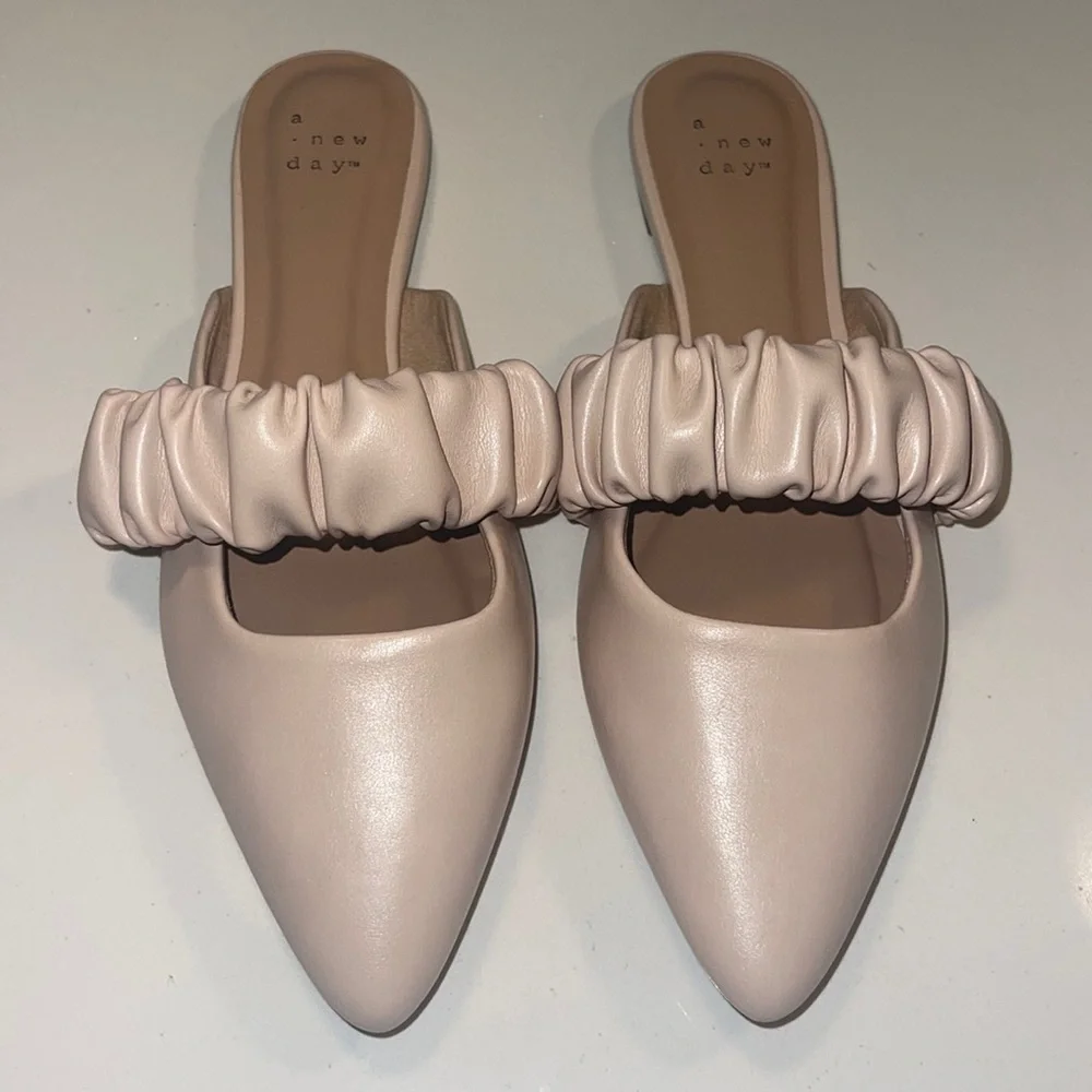 Mules - Picture 1 of 5
